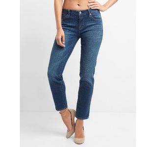 Mid Rise Real Straight Jeans